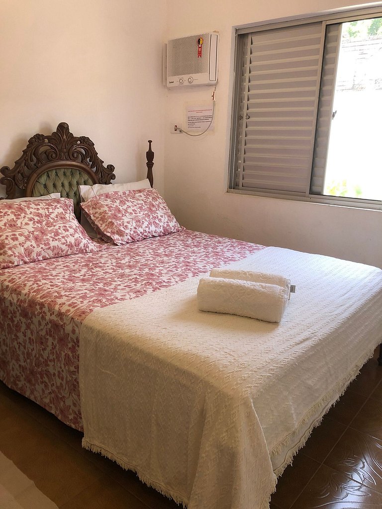 Aluguel Casa - Suítes Privativas