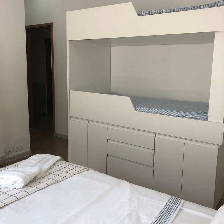 Aluguel Casa - Suítes Privativas