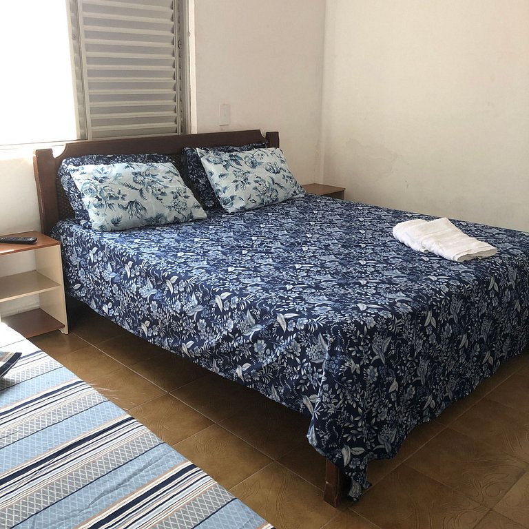 Aluguel Casa - Suítes Privativas